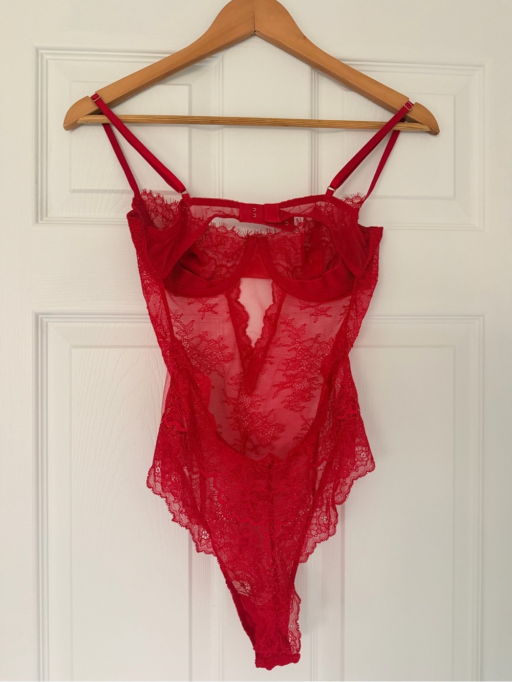 Victoria’s Secret Red Lace Teddy 34B - Picture 4 of 7